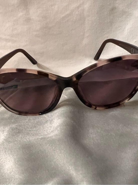 Maui Jim Oversized Pink Gradient Frame Sunglasses main image 4